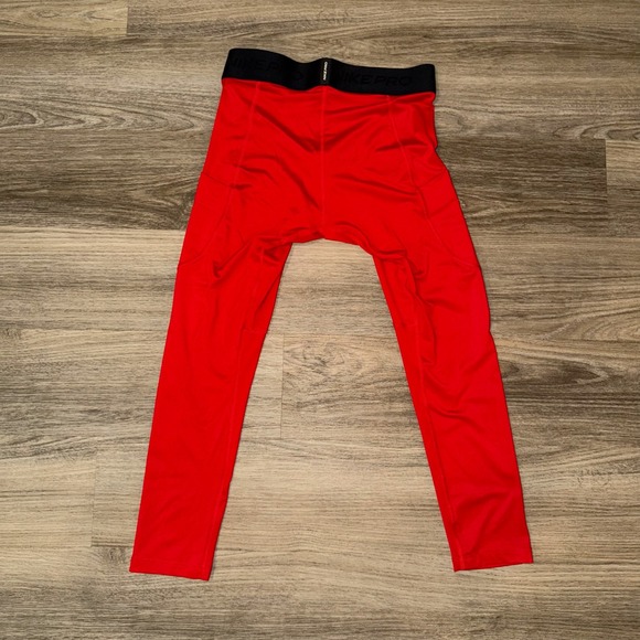 Nike Men's Pro Dri-FIT 3/4-Length Fitness Tights in University Red Small - Picture 8 of 9